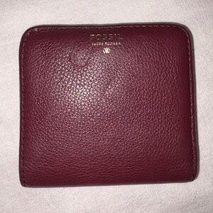 Fossil Madison Bifold Plum Leather Wallet